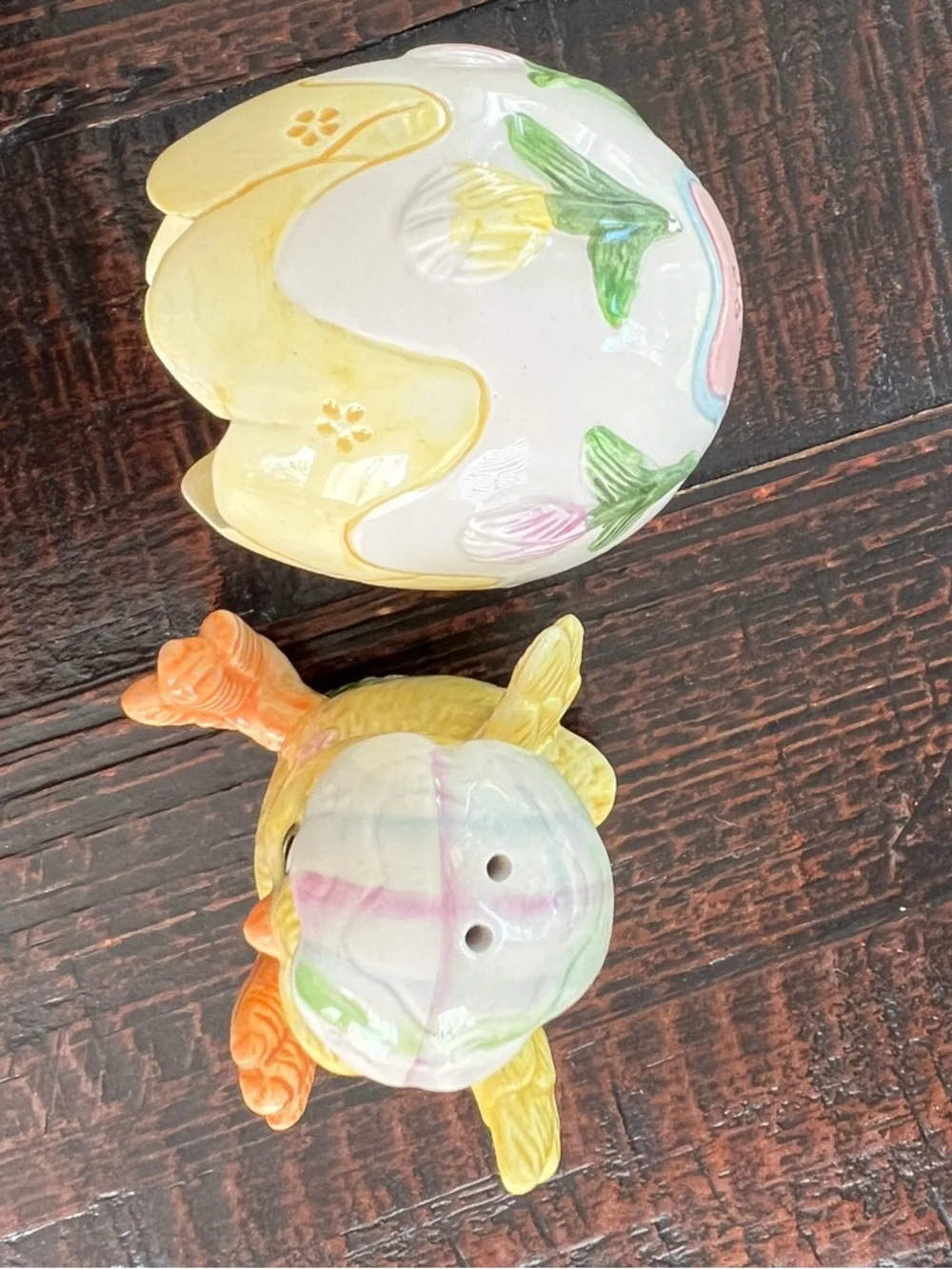 Baby Chick Egg Easter Spring Salt & Pepper Shakers Ceramic